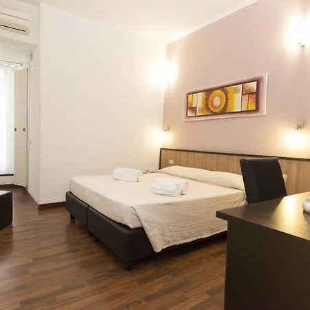Lewisrooms Domo Πανσιόν 4*