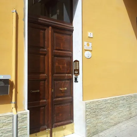 Lewisrooms Domo Κάλιαρι