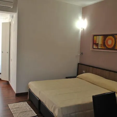 Lewisrooms Domo Cagliari
